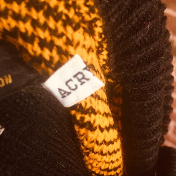 VTG Damask Knit Mockneck Sweater Size 36 - Picture 5 of 6